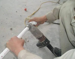 江达漏水维修电话